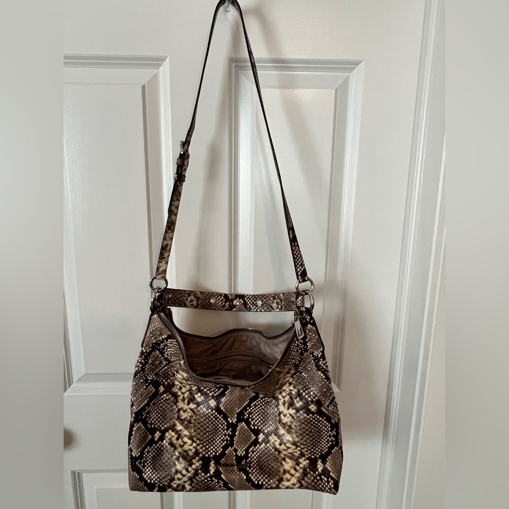 Micheal Kors ARIA Embossed Leather Snakeskin Pattern Shoulder Bag Studs